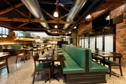 2017 burnt ends kitchen  bar 006